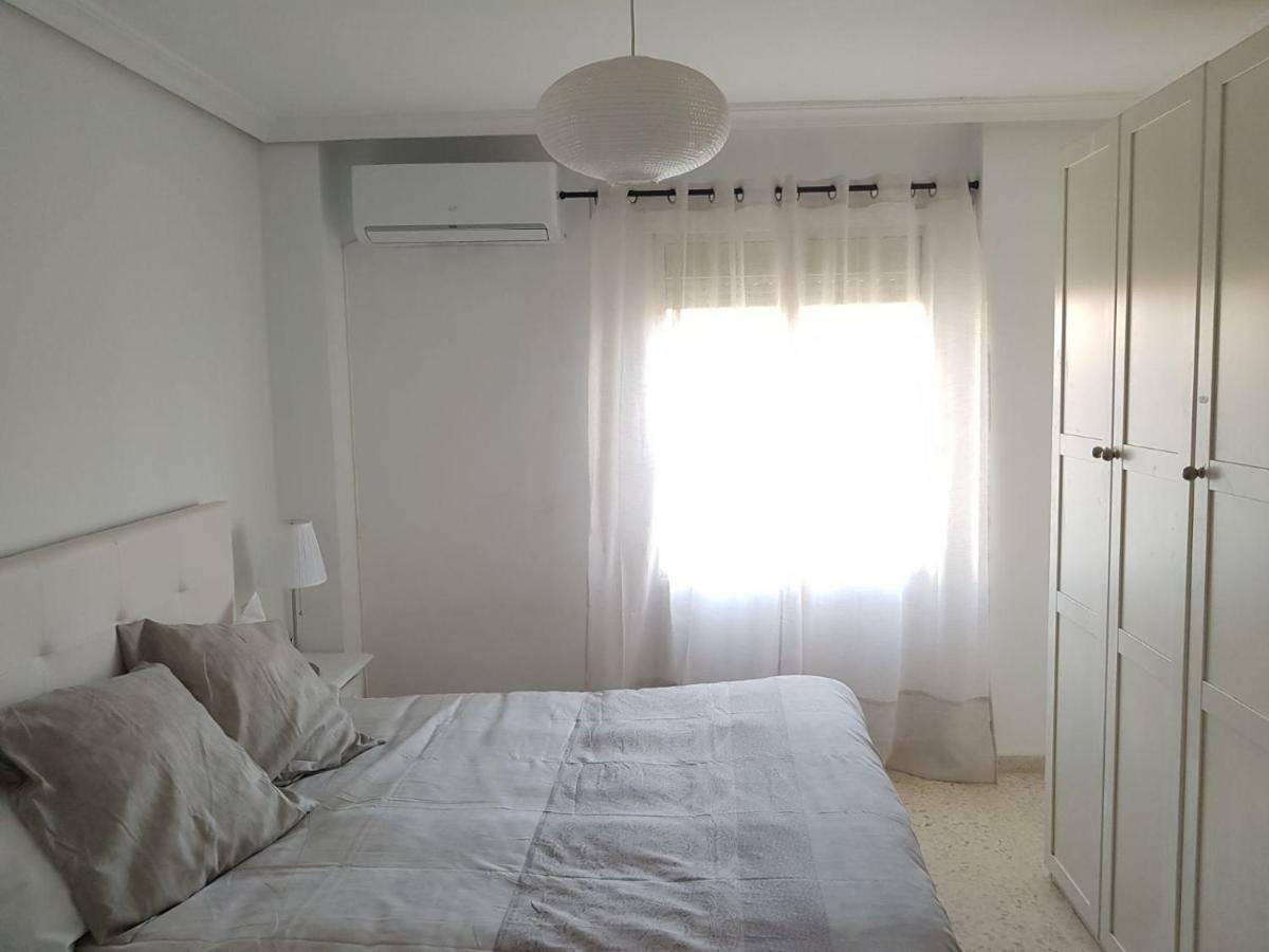 Luminoso Y Amplio Apartamento Sevilla Dış mekan fotoğraf